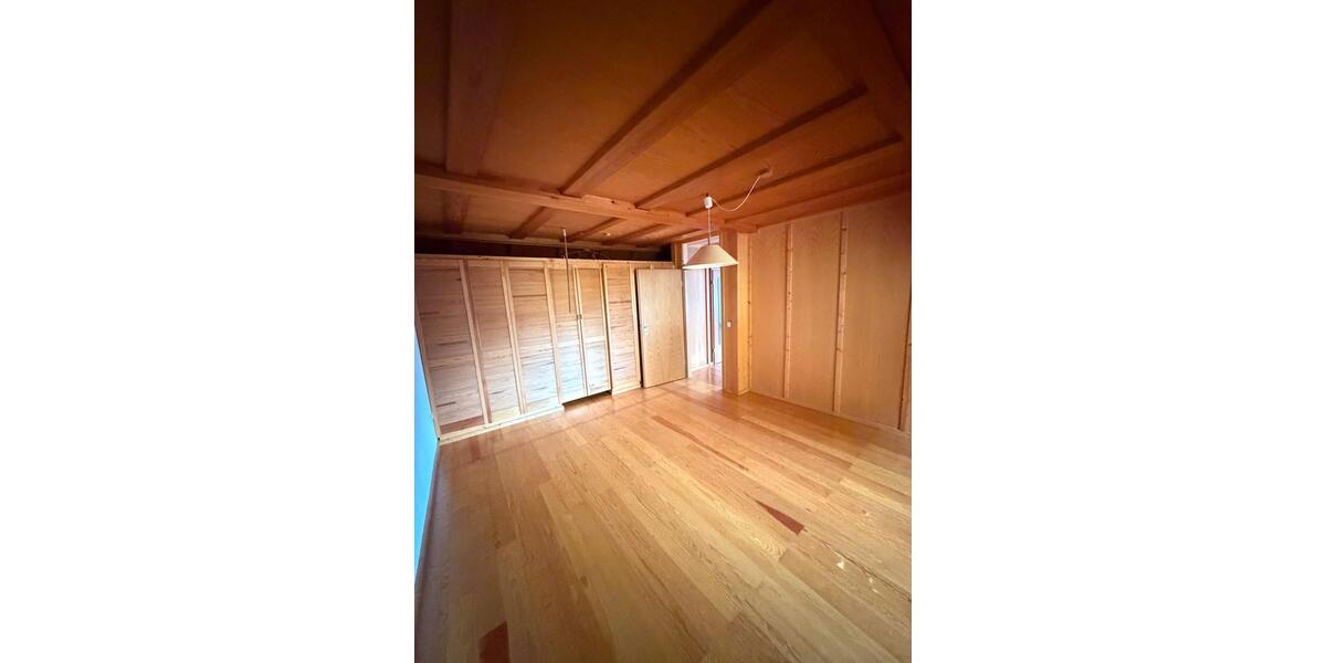 Gepflegtes Einfamilienhaus mit 3 Garagen in Mannheim-Käfertal 4 zimmer