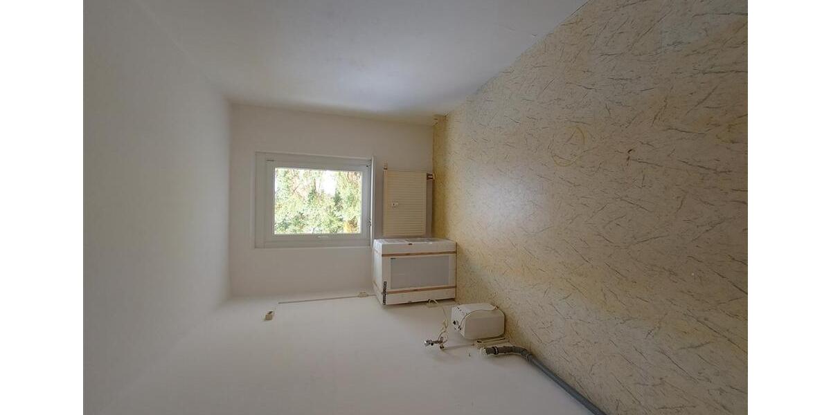 Erdgeschoßwohnung Neustrelitz - 2 Zimmer, 61 m&sup2;, 353&euro; | Angebot:24492781