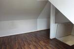 Einbauküche!! Gemütliche 3-Zi-DG-Maisonette-Whg. mit Balkon, Garage oder SP möglich 3 zimmer