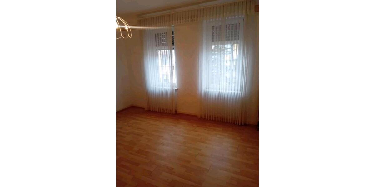 Etagenwohnung Pirmasens Niedersimten - 3 Zimmer, 83 m&sup2;, 670&euro; | Angebot:26545239