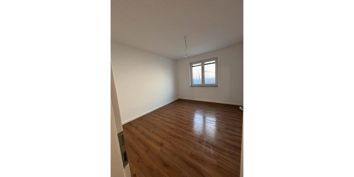 Etagenwohnung Bad Kreuznach - 3 Zimmer, 85 m&sup2;, 1.050&euro; | Angebot:25414240