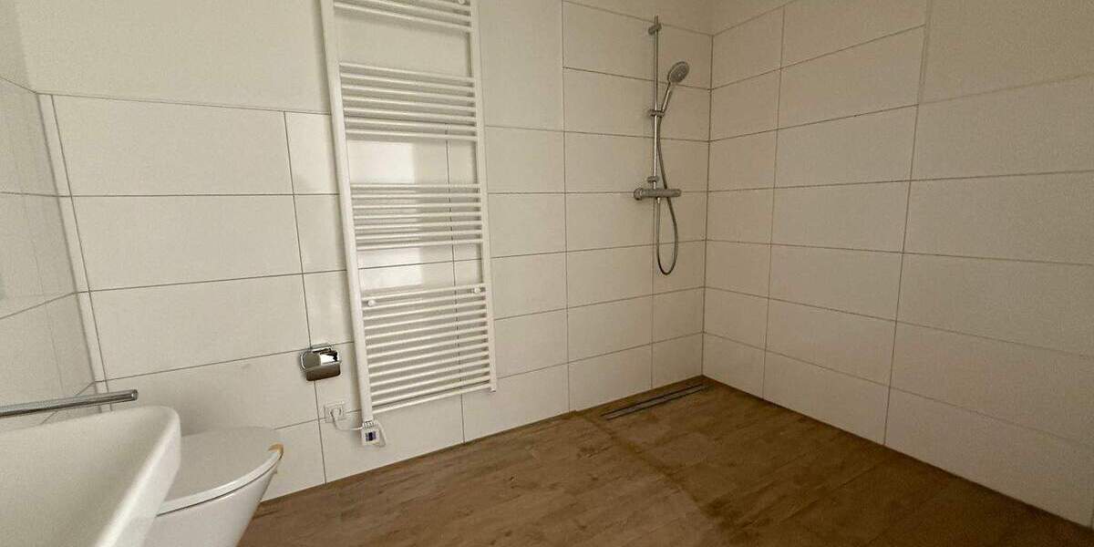 Etagenwohnung Cloppenburg - 2 Zimmer, 61 m&sup2;, 740&euro; | Angebot:26657573