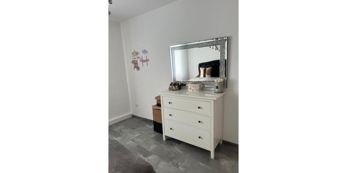 Etagenwohnung Gelsenkirchen Gelsenkirchen-Mitte - 3 Zimmer, 65 m&sup2;, 570&euro; | Angebot:26635347