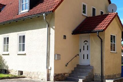 Haus Bad Lauchstädt - 3.5 Zimmer, 100 m&sup2;, 990&euro; | Angebot:26594402