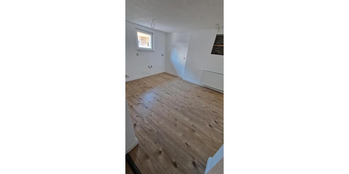 Etagenwohnung Remchingen - 3 Zimmer, 70 m&sup2;, 950&euro; | Angebot:24469891