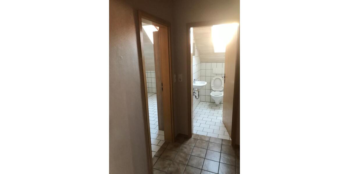 Dachgeschoßwohnung Neunburg vorm Wald - 2 Zimmer, 65 m&sup2;, 450&euro; | Angebot:24845568