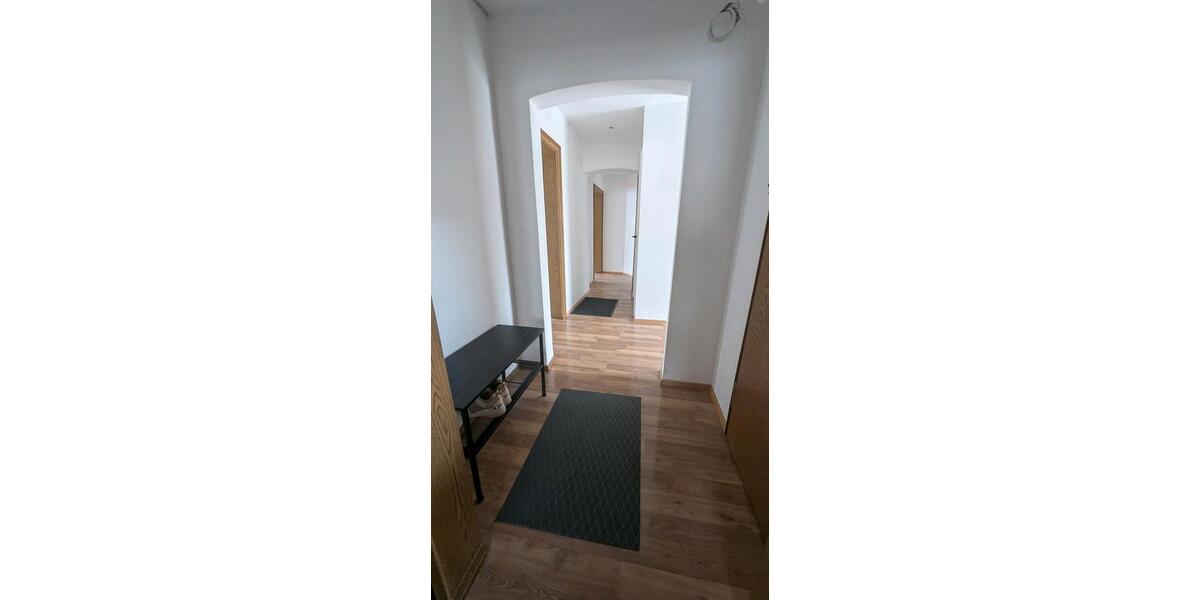 Etagenwohnung Dingolfing - 1 Zimmer, 12 m&sup2;, 550&euro; | Angebot:26507644