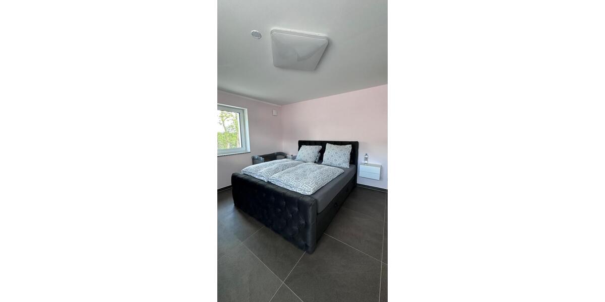 Etagenwohnung Schwandorf - 3 Zimmer, 110 m&sup2;, 1.200&euro; | Angebot:26631623