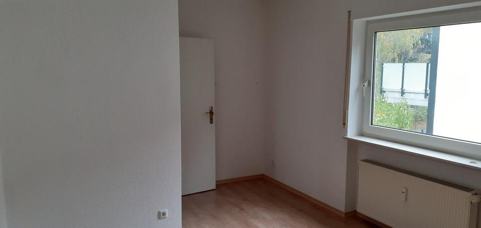 Geräumige 3 Zimmer Wohnung mit Balkon und Stellplatz 3 zimmer