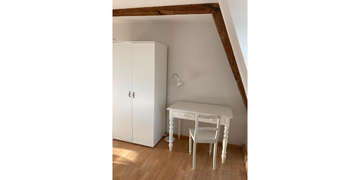 Dachgeschoßwohnung Bad Wimpfen - 1 Zimmer, 54 m&sup2;, 990&euro; | Angebot:26690192