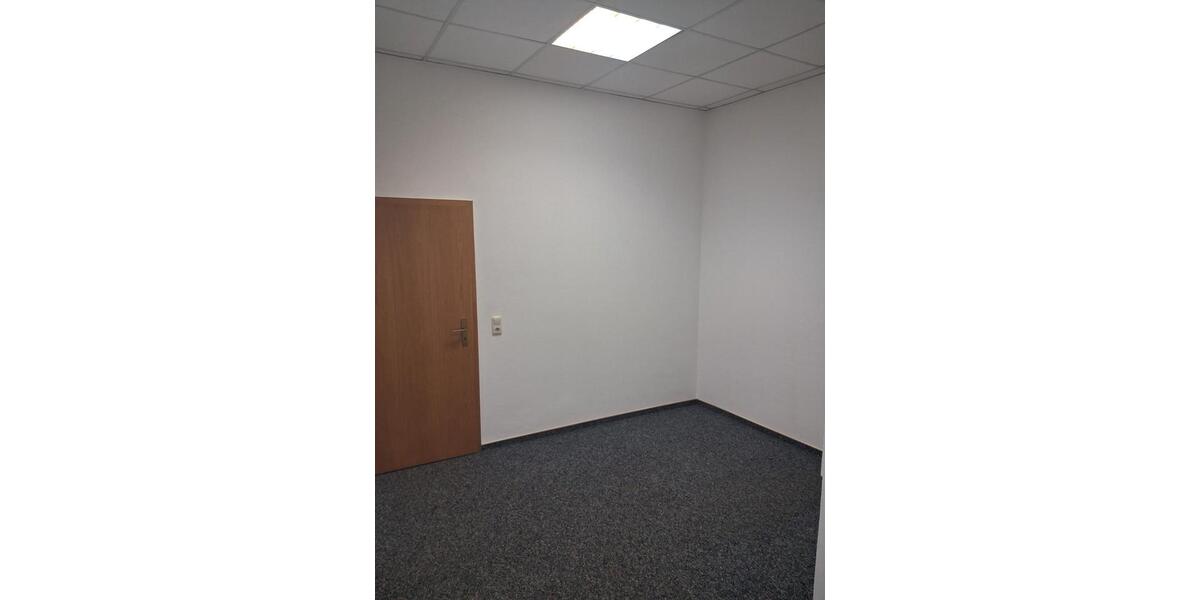 Gewerbeobjekt Oelsnitz (Vogtland) - 220&euro; | Angebot:26455885