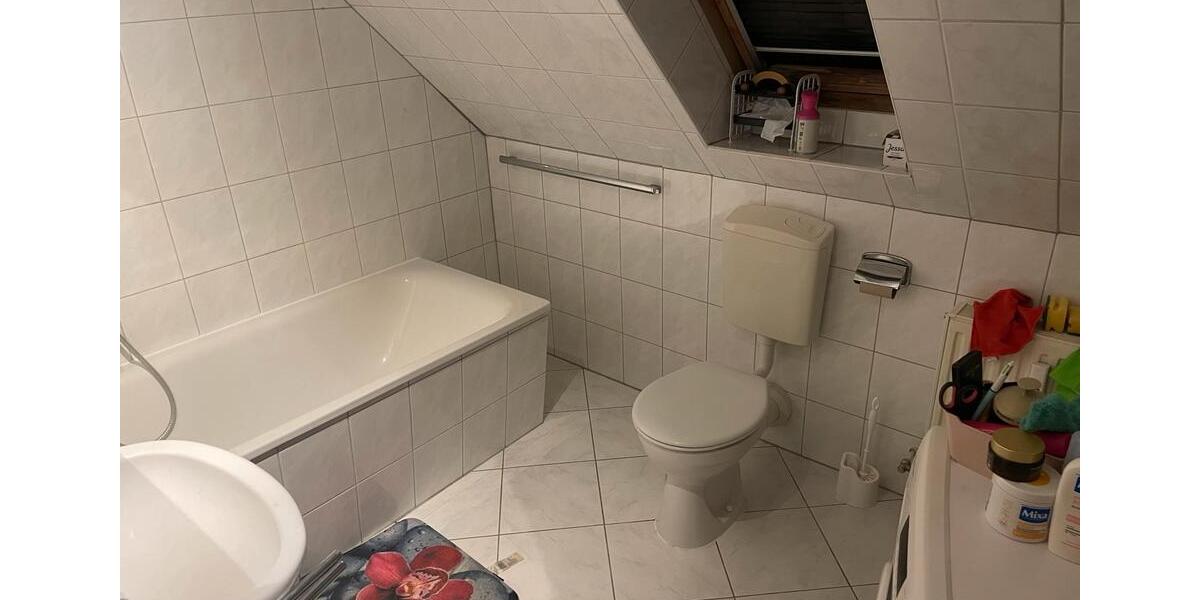Dachgeschoßwohnung Greifswald Eldena - 1.5 Zimmer, 32 m&sup2;, 600&euro; | Angebot:24688877