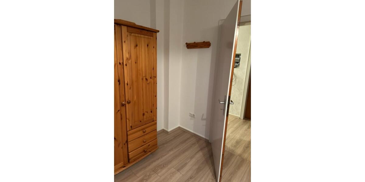 Wohnen auf Zeit Rinteln - 4 Zimmer, 20 m&sup2;, 420&euro; | Angebot:25058231