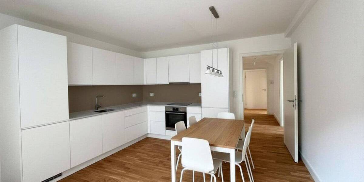 Etagenwohnung Trier Innenstadt - 3 Zimmer, 92 m&sup2;, 1.200&euro; | Angebot:26684523