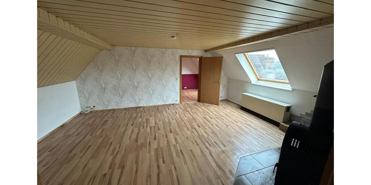 3-Raum Wohnung Dachgeschoss 3 zimmer
