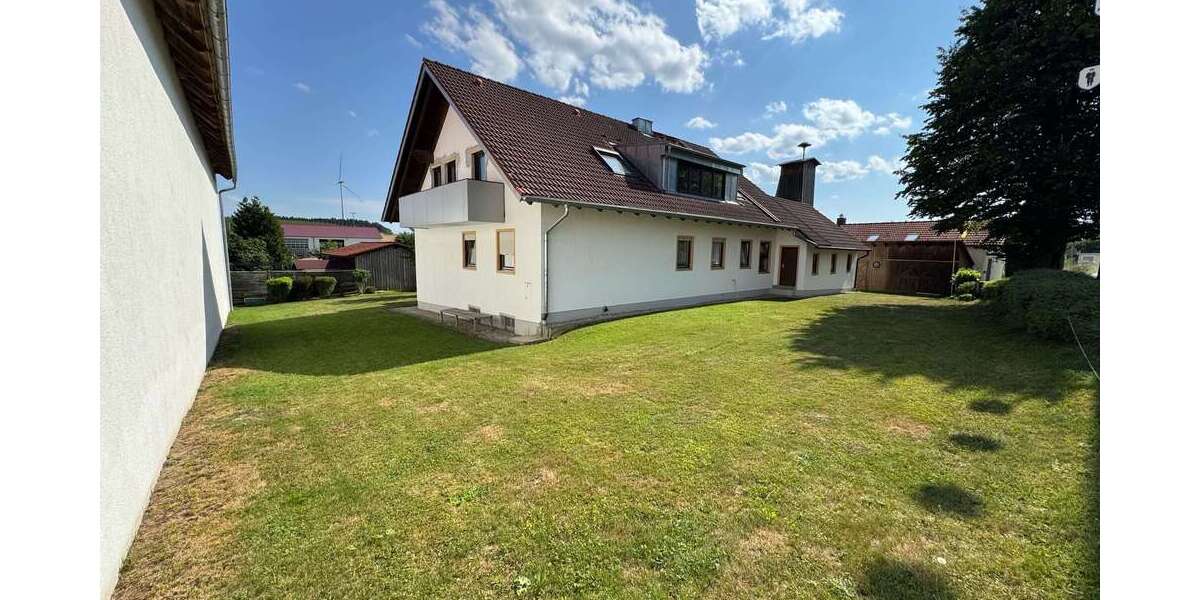 Etagenwohnung Au i.d.Hallertau - 3 Zimmer, 125 m&sup2;, 1.200&euro; | Angebot:27102539
