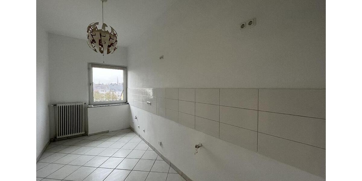 Wohnen im Kaiserviertel, helle neu renovierte ca. 81 m² Wohnung im 4. OG! 3 zimmer