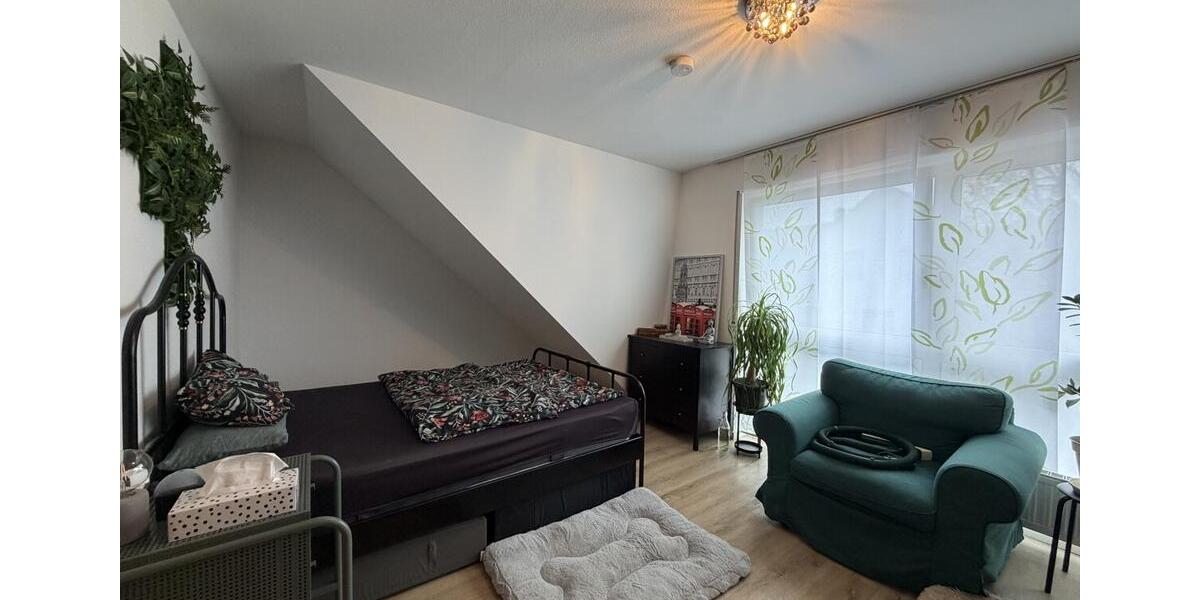 Dachgeschoßwohnung Mönchengladbach - 2 Zimmer, 60 m&sup2;, 540&euro; | Angebot:26211951