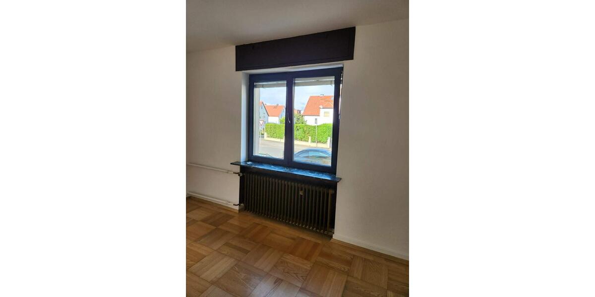 Erdgeschoßwohnung Friedberg (Hessen) - 3 Zimmer, 75 m&sup2;, 1.250&euro; | Angebot:26592066
