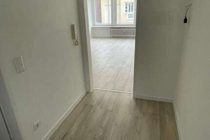 Wohnung Bonn-Bad Godesberg Bad Godesberg - 1 Zimmer, 31 m&sup2;, 740&euro; | Angebot:27419837