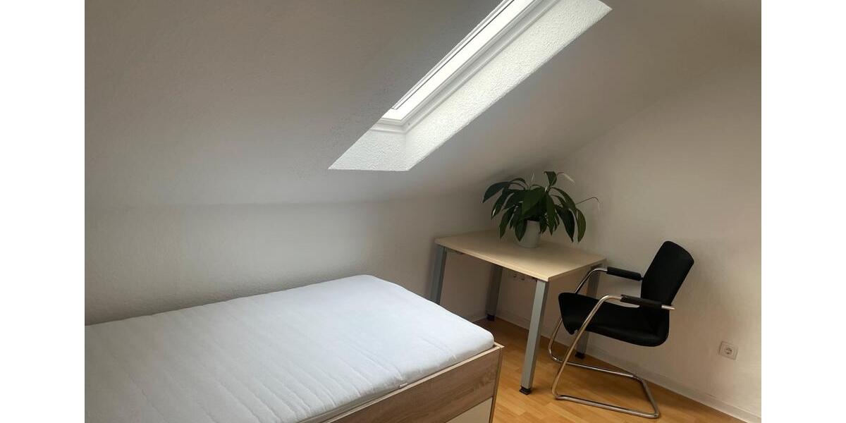 Wohnen auf Zeit Essen Stadtbezirk IV - 1 Zimmer, 17 m&sup2;, 450&euro; | Angebot:26241489