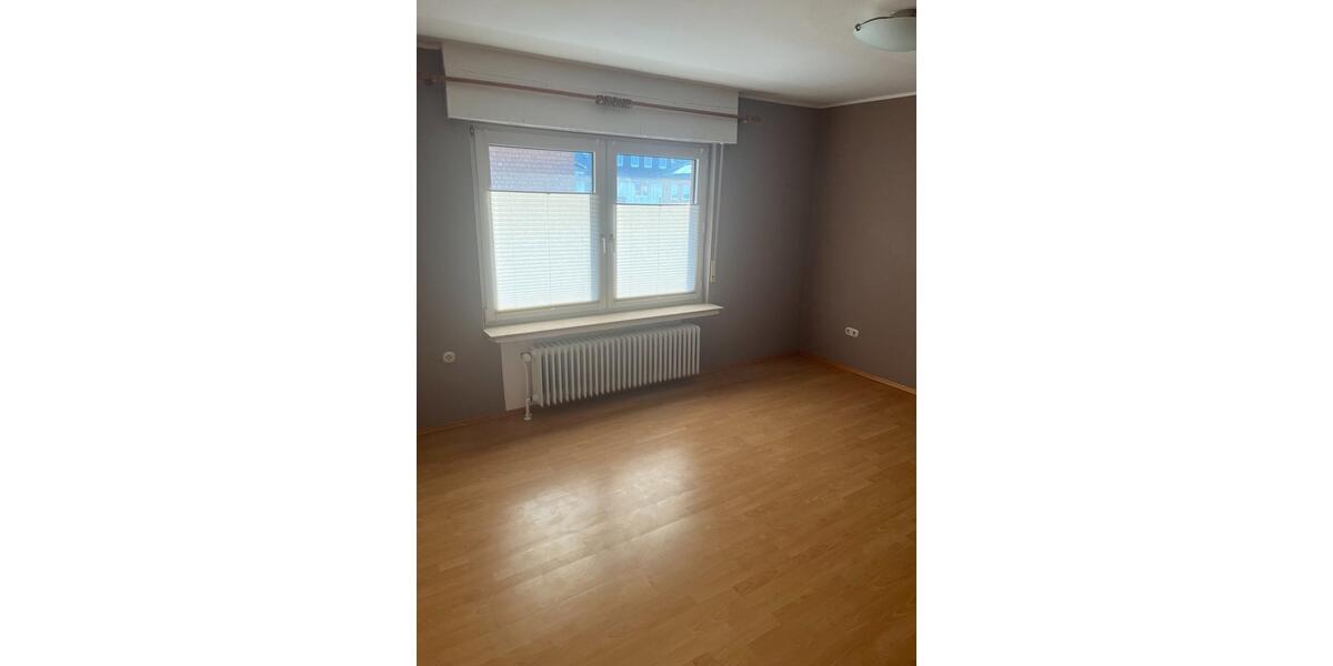 Etagenwohnung Dinklage - 9 Zimmer, 130 m&sup2;, 1.150&euro; | Angebot:25879934
