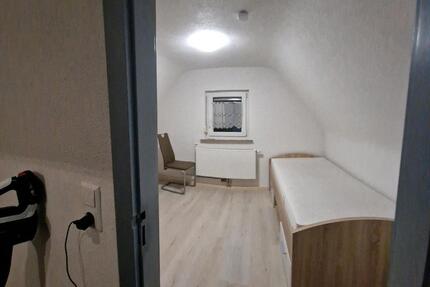 Mehrere Möblierte WG-Zimmer zimmer