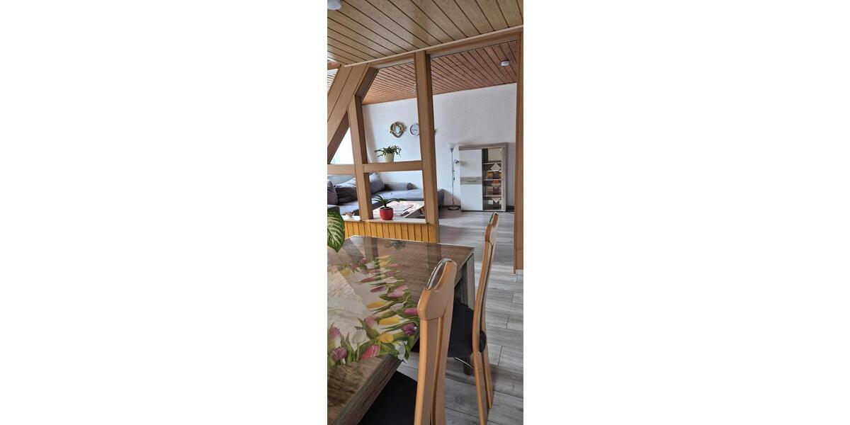 Dachgeschoßwohnung Triberg im Schwarzwald - 3 Zimmer, 75 m&sup2;, 900&euro; | Angebot:26535930