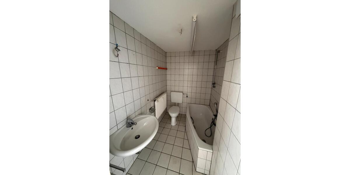 Etagenwohnung Ronshausen - 2 Zimmer, 43 m&sup2;, 300&euro; | Angebot:26063903