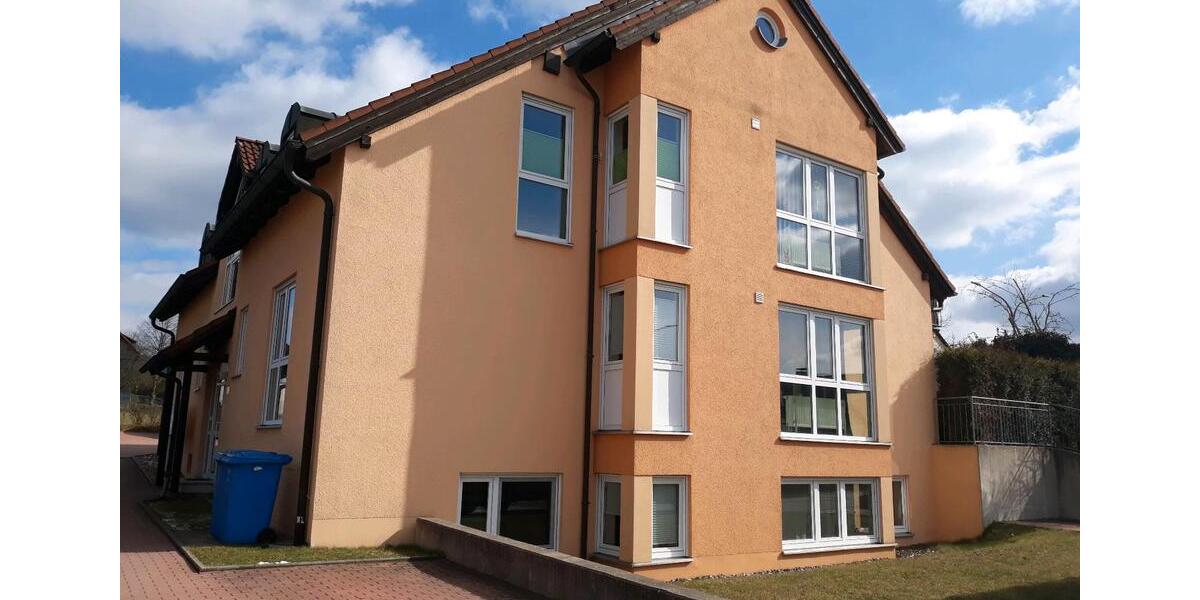 Etagenwohnung Weiden in der Oberpfalz - 1 Zimmer, 28 m&sup2;, 330&euro; | Angebot:26549933