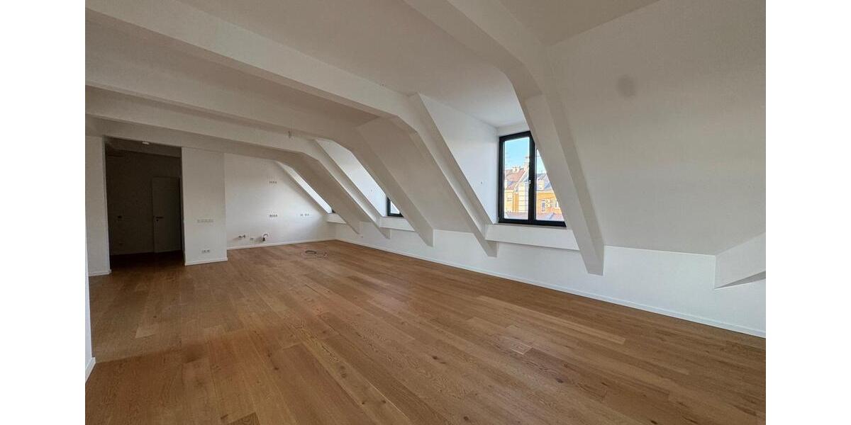 Etagenwohnung München Ludwigsvorstadt-Isarvorstadt - 4 Zimmer, 162 m&sup2;, 3.240&euro; | Angebot:25638267