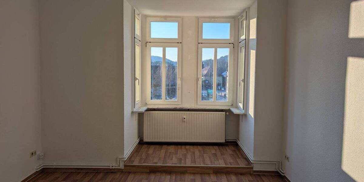 Etagenwohnung Kahla - 3 Zimmer, 86 m&sup2;, 645&euro; | Angebot:26261299