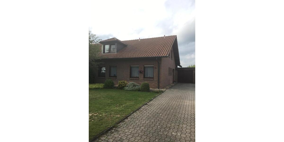 Dachgeschoßwohnung Goch - 3 Zimmer, 88 m&sup2;, 800&euro; | Angebot:26577542
