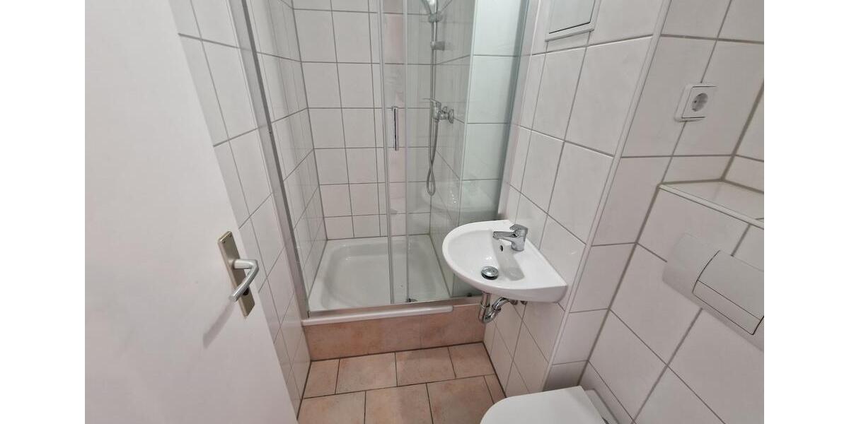 Etagenwohnung Brandenburg an der Havel - 1 Zimmer, 24 m&sup2;, 302&euro; | Angebot:25541088