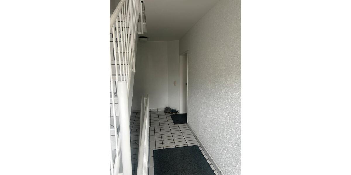 Dachgeschoßwohnung Geilenkirchen - 3 Zimmer, 54 m&sup2;, 830&euro; | Angebot:26017927