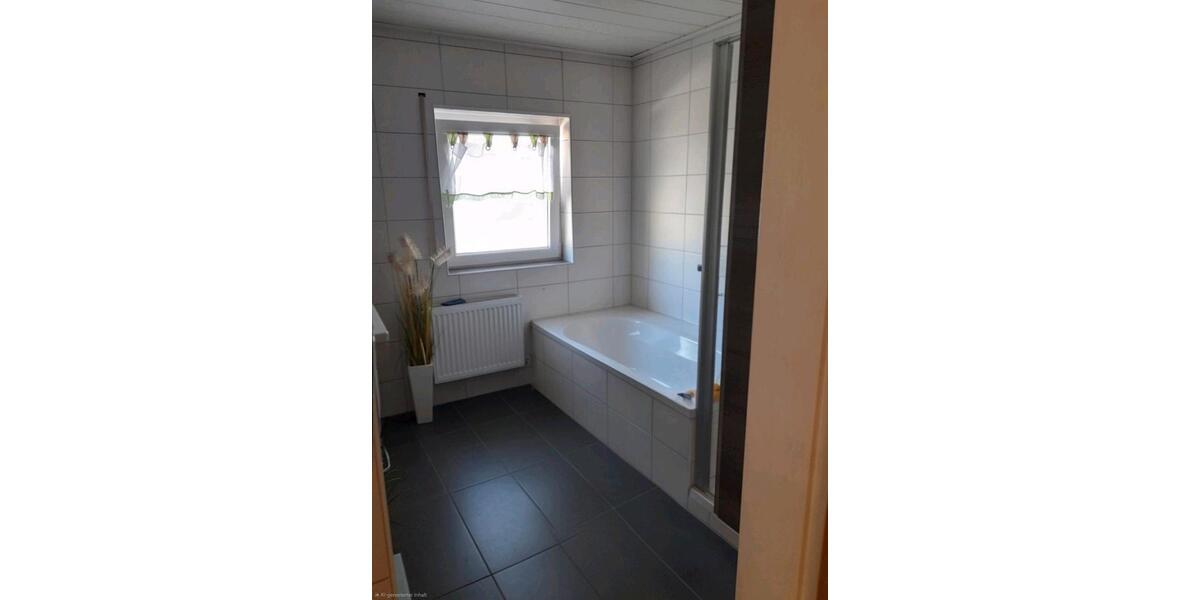 Einfamilienhaus Hadamar - 5 Zimmer, 150 m&sup2;, 980&euro; | Angebot:26204047