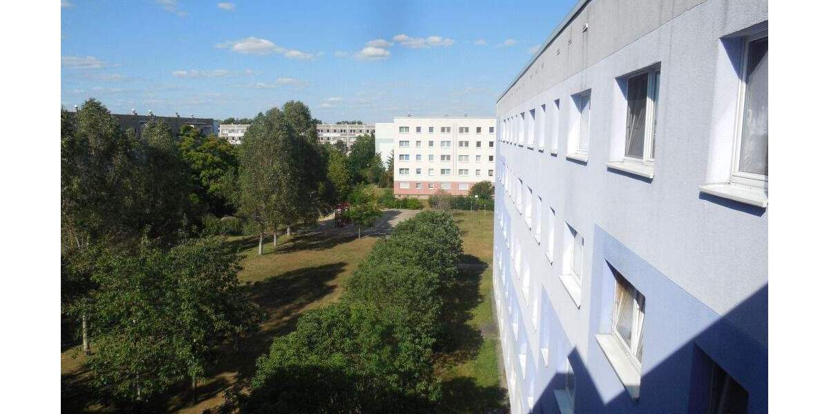 Etagenwohnung Dessau-Roßlau Süd - 4 Zimmer, 64 m&sup2;, 409&euro; | Angebot:25110900