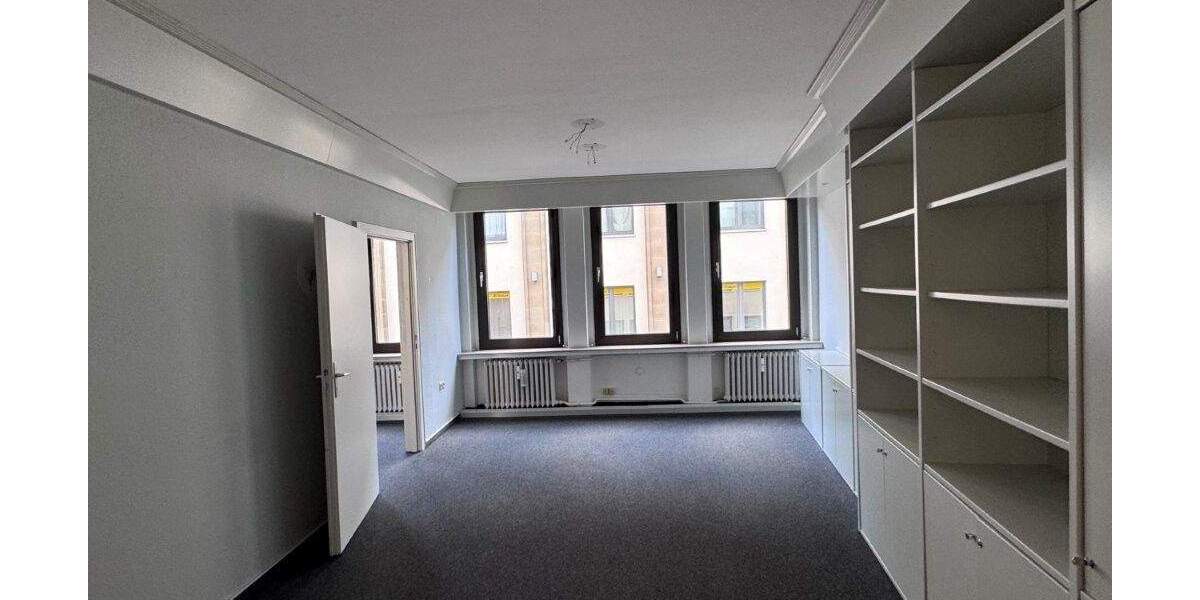 Gewerbeobjekt Kassel Mitte - 5 Zimmer, 175 m&sup2;, 1.540&euro; | Angebot:26160441