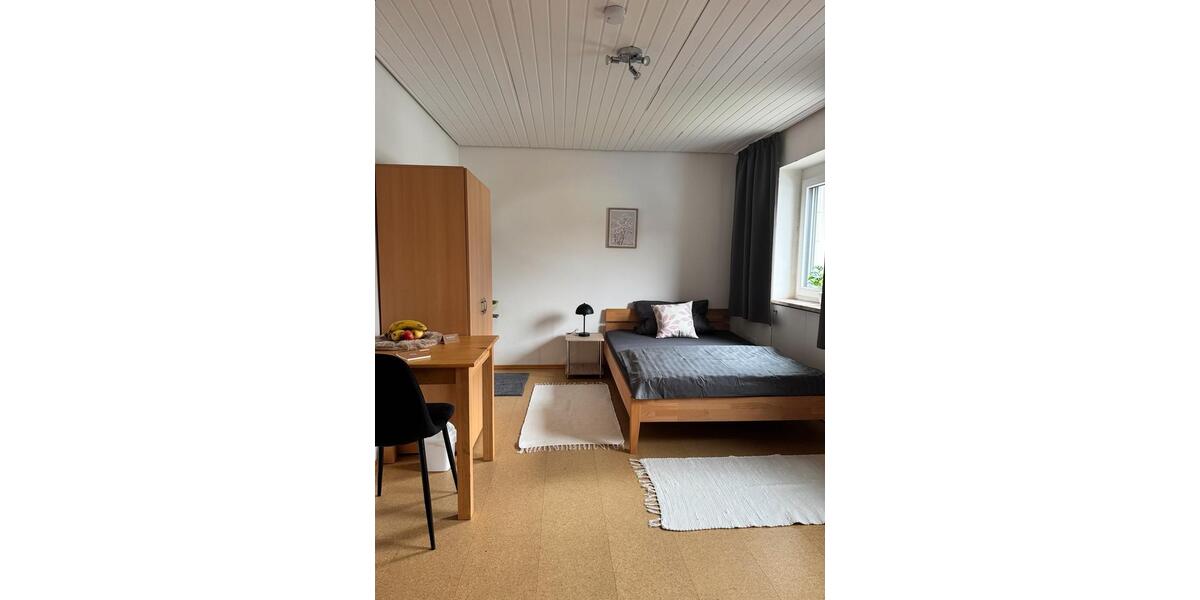 Wohnen auf Zeit Wegscheid - 4 Zimmer, 140 m&sup2;, 94&euro; | Angebot:25468438