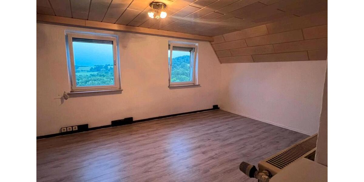 Dachgeschoßwohnung Greifenstein - 3 Zimmer, 85 m&sup2;, 750&euro; | Angebot:24514784