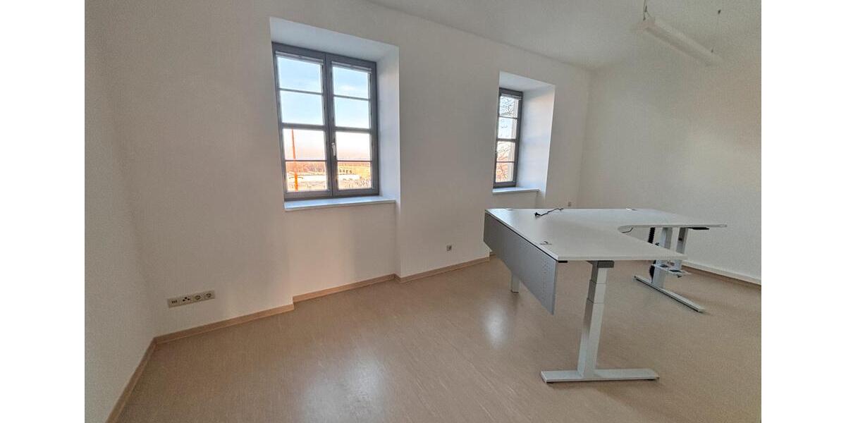 Etagenwohnung Wurzen - 2 Zimmer, 80 m&sup2;, 483&euro; | Angebot:26678309