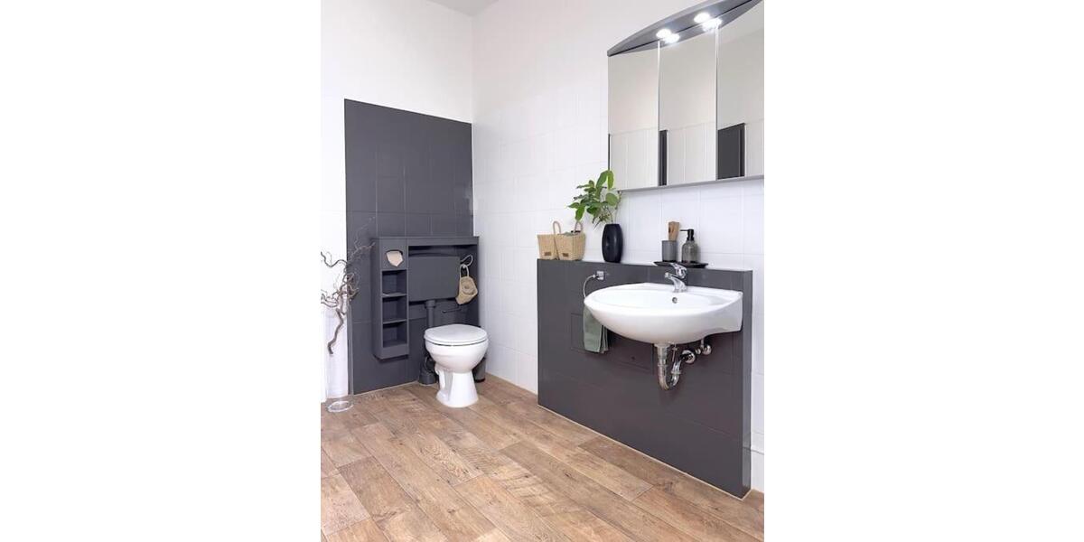 Erdgeschoßwohnung Raguhn-Jeßnitz Jeßnitz (Anhalt) - 2 Zimmer, 83 m&sup2;, 664&euro; | Angebot:24847534