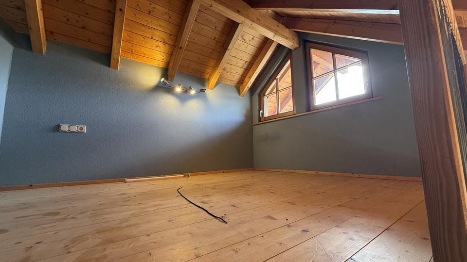 Einfamilienhaus Wangen - 6.5 Zimmer, 212 m&sup2;, 2.250&euro; | Angebot:26560284