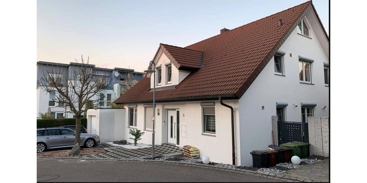 Dachgeschoßwohnung Vaihingen an der Enz - 3 Zimmer, 99 m&sup2;, 1.350&euro; | Angebot:25055327
