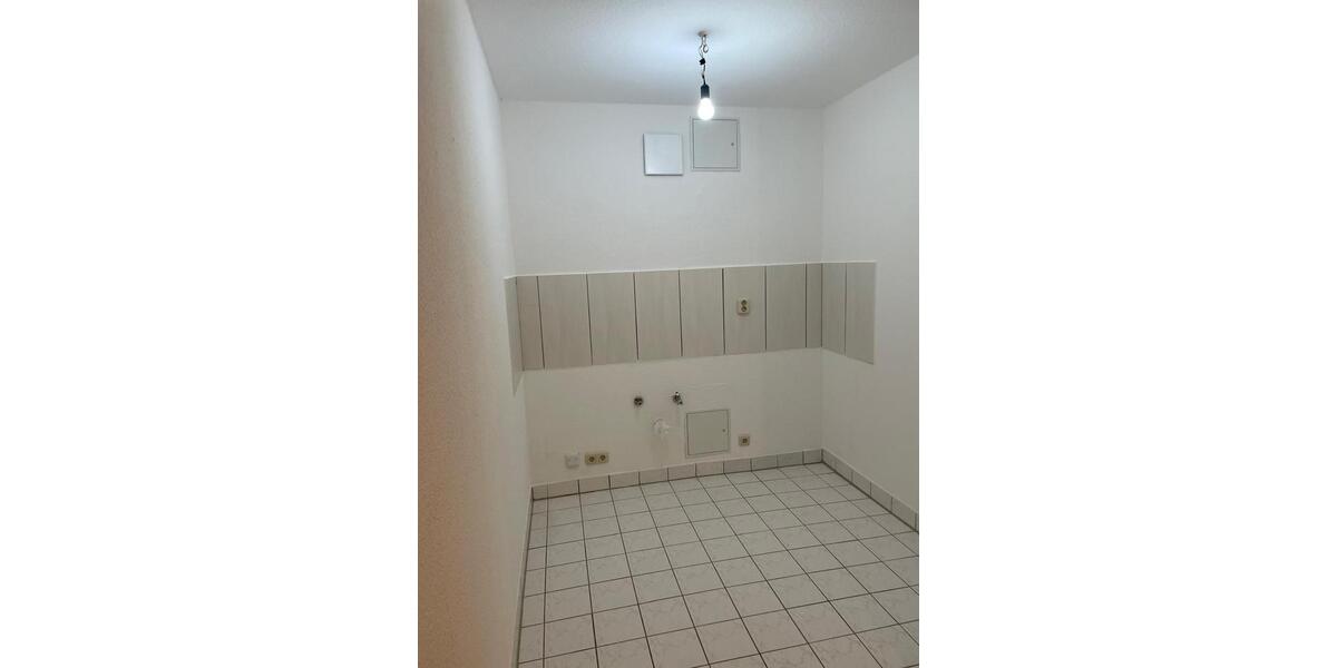 Etagenwohnung Apolda - 1 Zimmer, 38 m&sup2;, 295&euro; | Angebot:26562715