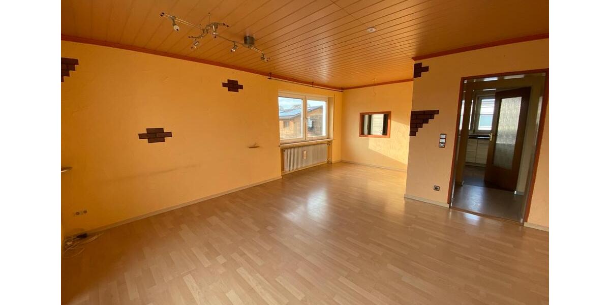 Etagenwohnung Westerheim - 4 Zimmer, 90 m&sup2;, 980&euro; | Angebot:24842163