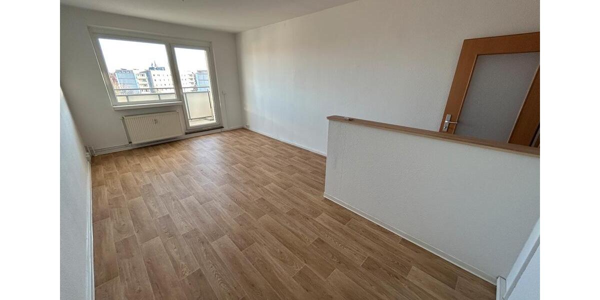 Dachgeschoßwohnung Halberstadt - 4 Zimmer, 70 m&sup2;, 352&euro; | Angebot:24440765