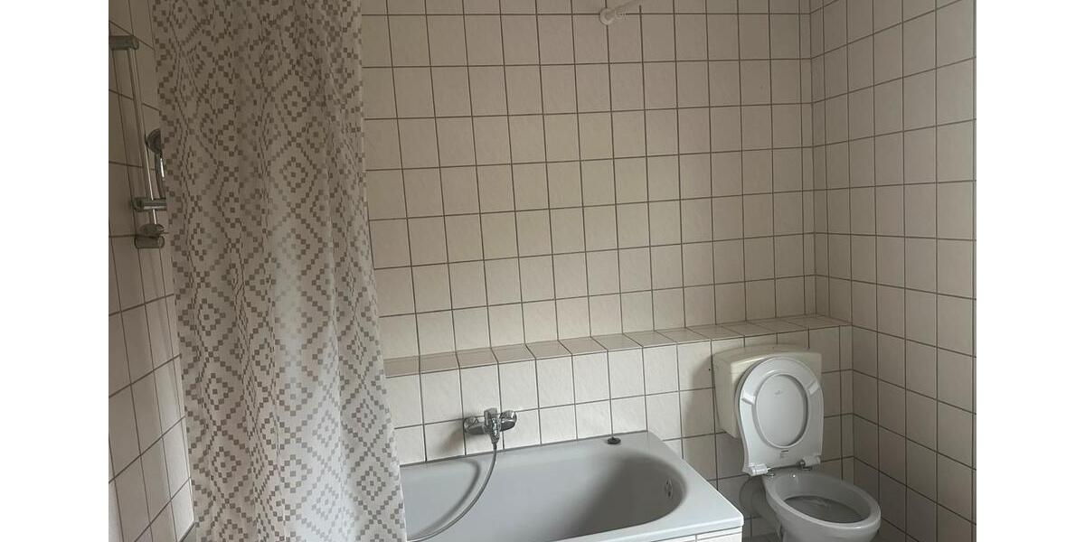 Dachgeschoßwohnung Losheim am See - 3 Zimmer, 100 m&sup2;, 850&euro; | Angebot:26582144