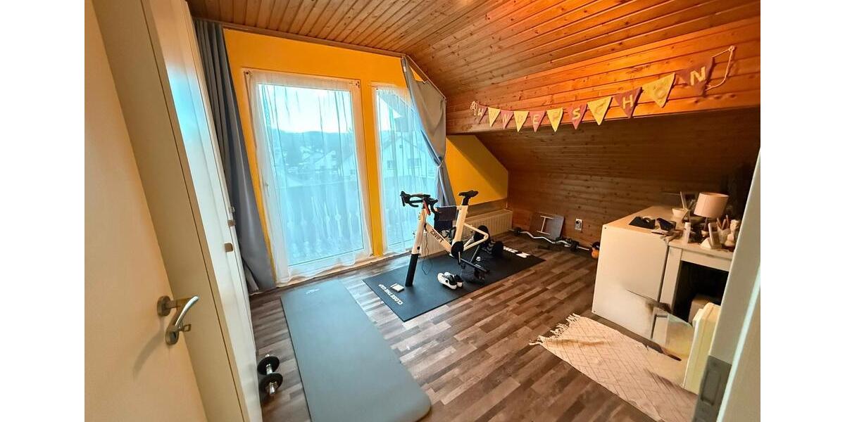 Einfamilienhaus 2-stöckig mit Garten&Garage in BreubergNeustadt 6 zimmer