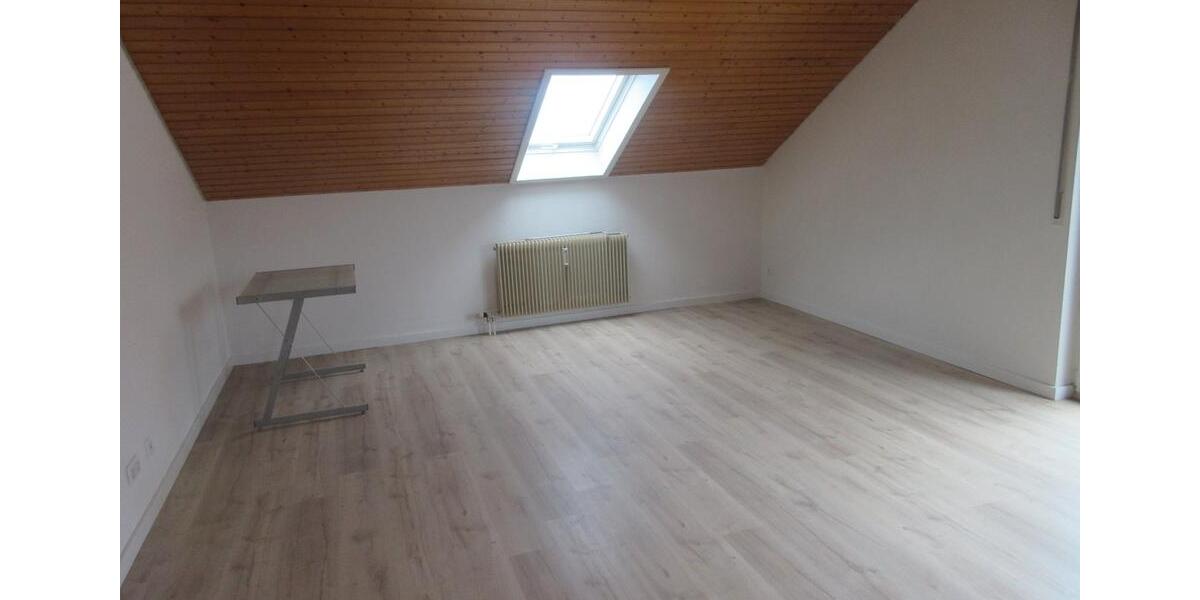 Dachgeschoßwohnung Jettingen - 2 Zimmer, 47 m&sup2;, 810&euro; | Angebot:26568004